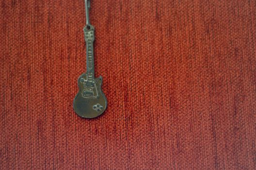 Old Rusty Guitar Necklace, Vintage Rusty Guitar Necklace, Accessory