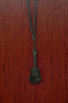 Old Rusty Guitar Necklace, Vintage Rusty Guitar Necklace, Accessory