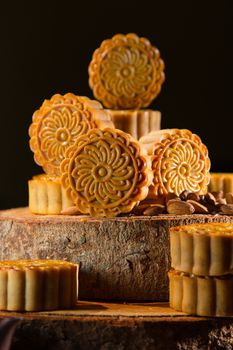 Mooncake and tea,Chinese mid autumn festival food