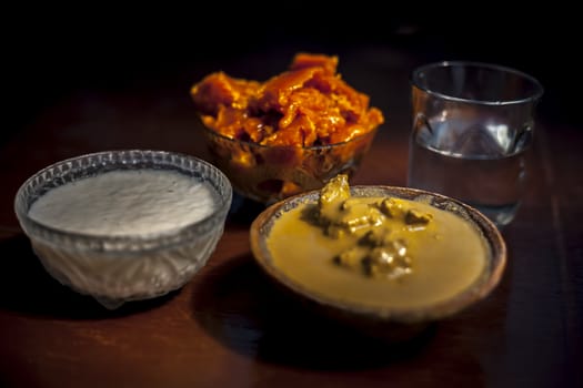 Jaggery face mask to get a lustrous look on a brown surface consisting of jaggery or gud, Multani mitti, and curd.