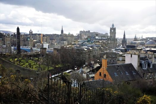 View over the old town of Edinburgh, Scotland