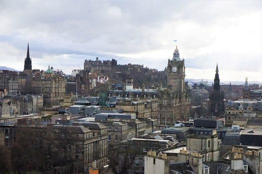 Majestic view over the old town of Edinburgh, Scotland