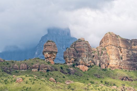 View from the hiking trail to the Policemans Helmet. The Eastern Buttress of the Amphitheatre is visible behind the Policemans Helmet