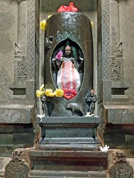 Ancient Shiva statue in the Ramana Ashram in Tiruvanamalai India