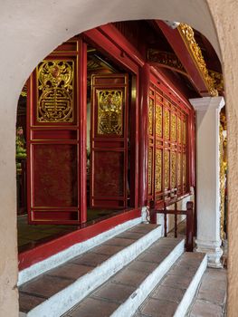 details of vietnan temples