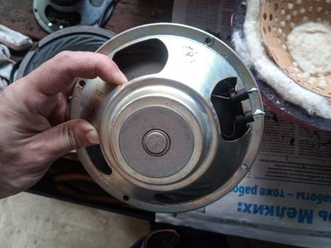 Broadband speaker 5gdsh-4-4. a Old Soviet speaker.