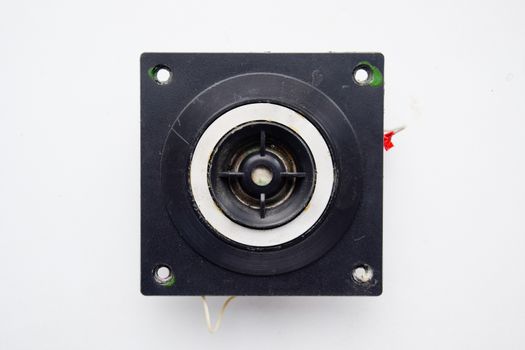 High-frequency speaker 6GDV-7-16 on a white background. A component of a three-way speaker system.