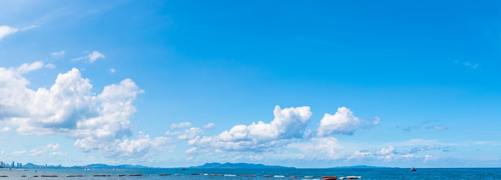 Panoramic beautiful seascape with blue sky and cloud on a sunny day