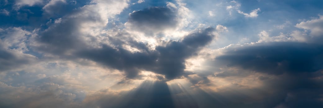 Panoramic sunset with fluffy clouds in the twilight sky,Sunlight with dramatic cloud