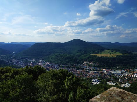 View over the village Annweiler am Trifels with rock