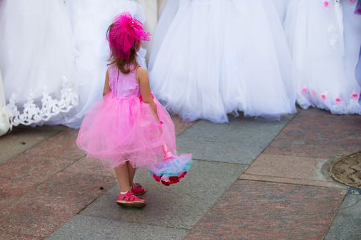 Little girl at the wedding