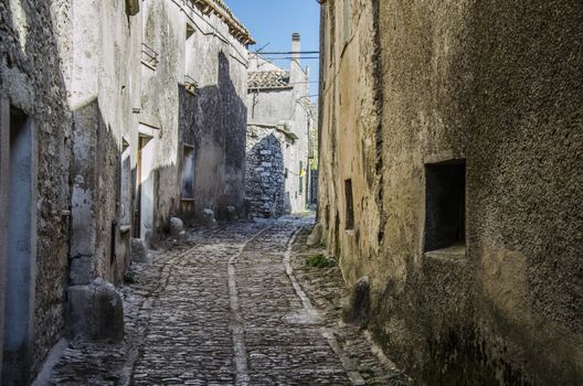 In erice there are constructive vestiges from the old Greek colonization.
