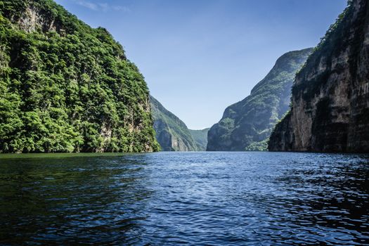 Detail photograph of Sumidero canyon in Chiapas Mexico