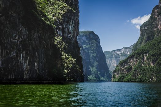 Detail photograph of Sumidero canyon in Chiapas Mexico