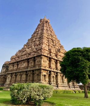 The Brihadisvara or Brihadeeswar temple located in Gangaikonda Cholapuram, Tamilnadu is one of the oldest structure built by Rajendra Chola-I in 11th Century AD. This is the Hindu temple built in Dravidian architecture style. The temple is entirely built with granite stones and the temple contains many monolithic sculptures in it. Also tamil words are inscribed in the wall of the temple. This temple is dedicated to Lord shiva and it is a UNESCO world heritage site.