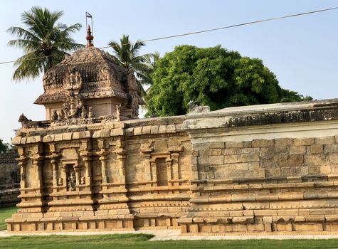 The Brihadisvara or Brihadeeswar temple located in Gangaikonda Cholapuram, Tamilnadu is one of the oldest structure built by Rajendra Chola-I in 11th Century AD. This is the Hindu temple built in Dravidian architecture style. The temple is entirely built with granite stones and the temple contains many monolithic sculptures in it. Also tamil words are inscribed in the wall of the temple. This temple is dedicated to Lord shiva and it is a UNESCO world heritage site.