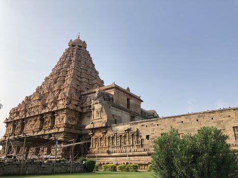The Brihadisvara or Brihadeeswar temple located in Gangaikonda Cholapuram, Tamilnadu is one of the oldest structure built by Rajendra Chola-I in 11th Century AD. This is the Hindu temple built in Dravidian architecture style. The temple is entirely built with granite stones and the temple contains many monolithic sculptures in it. Also tamil words are inscribed in the wall of the temple. This temple is dedicated to Lord shiva and it is a UNESCO world heritage site.
