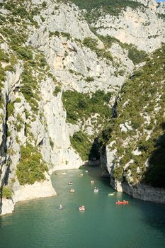 Sports activities in the Sainte-Croix lake - Verdon, France