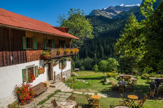 refuge nant borrant,comtamines,haute savoie,france