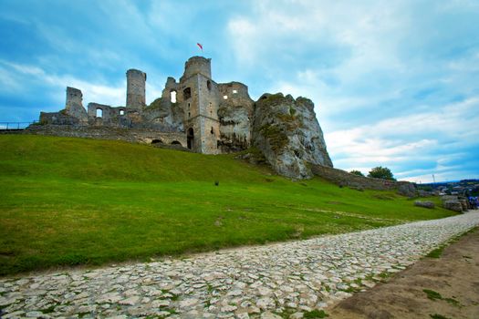 Ruins of the old medieval castle. Ogrodzieniec, Poland.