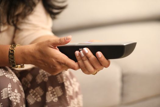 Male hand with Speaker