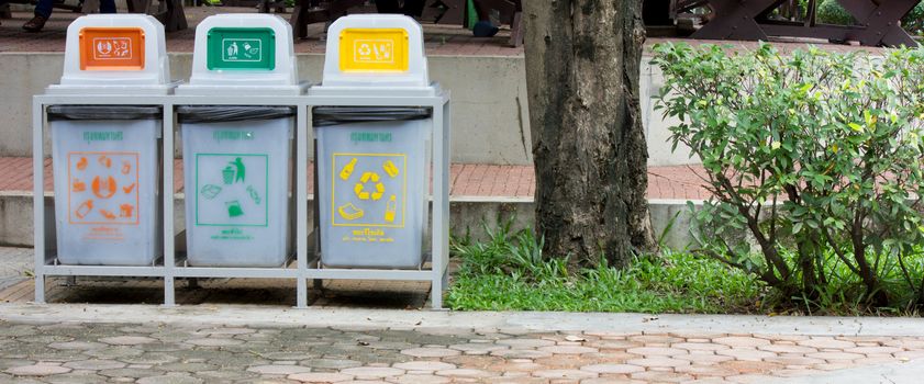 large Recycle bin for clean