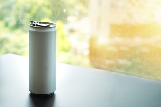 White can, ideal for water, beer, lager, alcohol, soft drinks, soda, lemonade, cola, energy drink, juice etc