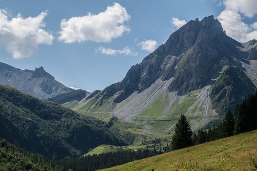 refuge nant borrant,comtamines,haute savoie,france