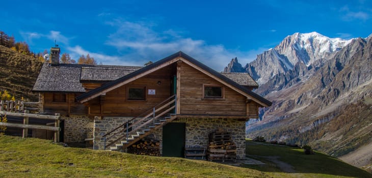 refuge bonatti,courmayeur,italy