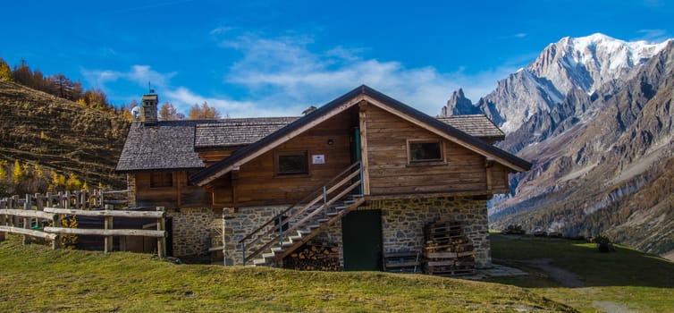 refuge bonatti,courmayeur,italy