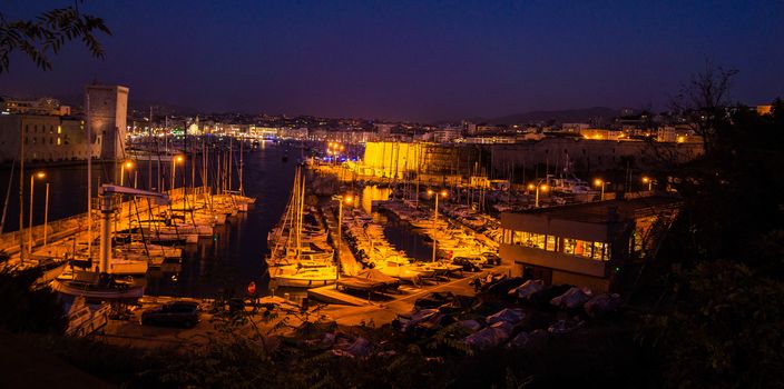 city night,marseille,boiuche du rhone,france