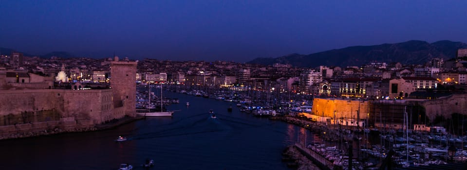 city night,marseille,boiuche du rhone,france