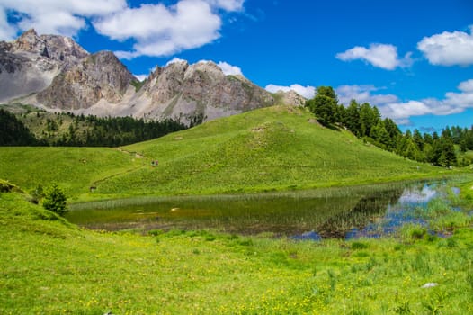 lake of the qeyras regional park