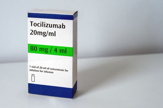 Artistic rendering of a box of Tocilizumab concentrate.