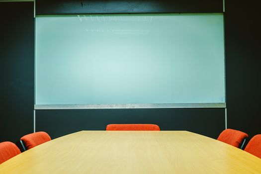 Meeting room, added color filter