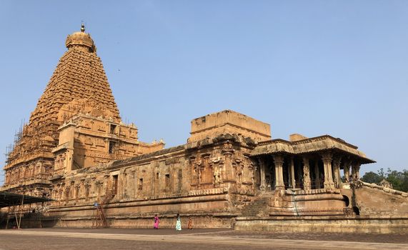 The Brihadisvara temple or Brihadeeswar temple located in Thanjavur, Tamilnadu built by Tamil King Raja Raja Chola-I between 1003 and 1010 AD. This is the Hindu temple built in Dravidian architecture style. The temple is entirely built with granite stones and the temple contains many monolithic sculptures in it. This temple is one of the `Great Living Chola Temples` and also tamil words are inscribed in the wall of the temple. This temple is dedicated to Lord shiva and it is a UNESCO World Heritage Site.