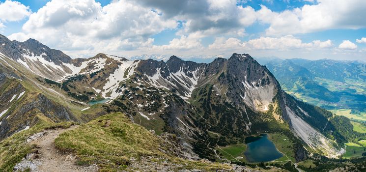 Entschenkopf crossing with a fantastic panoramic view of the Upper and Lower Gaisalpsee and the Allgau Alps