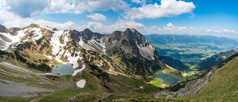 Entschenkopf crossing with a fantastic panoramic view of the Upper and Lower Gaisalpsee and the Allgau Alps