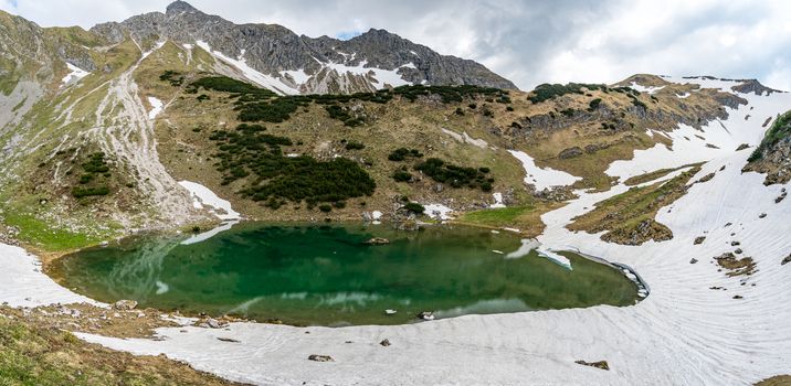 Entschenkopf crossing with a fantastic panoramic view of the Upper and Lower Gaisalpsee and the Allgau Alps