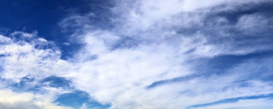 Stunning colorful sky panorama showing beautiful cloud formations in high resolution.