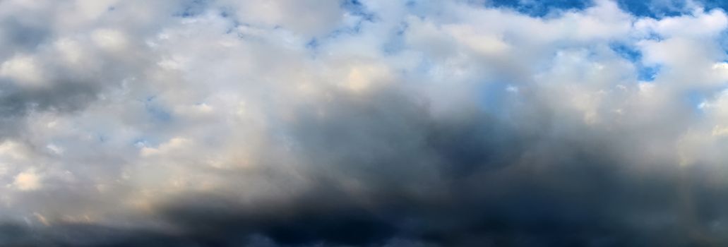 Stunning colorful sky panorama showing beautiful cloud formations in high resolution.