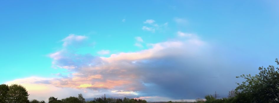 Stunning colorful sky panorama showing beautiful cloud formations in high resolution.