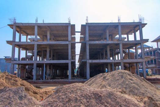 New construction of big building, sonipat, haryana, july 2019 Photo : Technical Maanav / Yaymicro.com