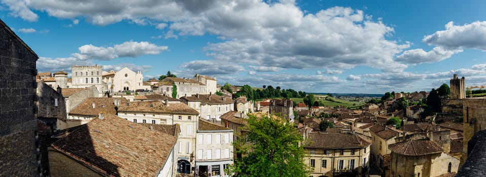 Panoramic view of the village of Saint-Emilion, region of Bordeaux, France.