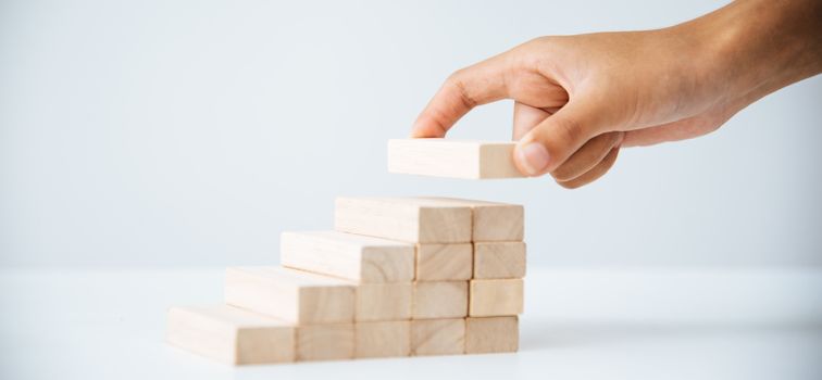 
Business risks in the business. Requires planning Meditation must be careful in deciding to reduce the risk in the business. As the game drew to a wooden block from the tower