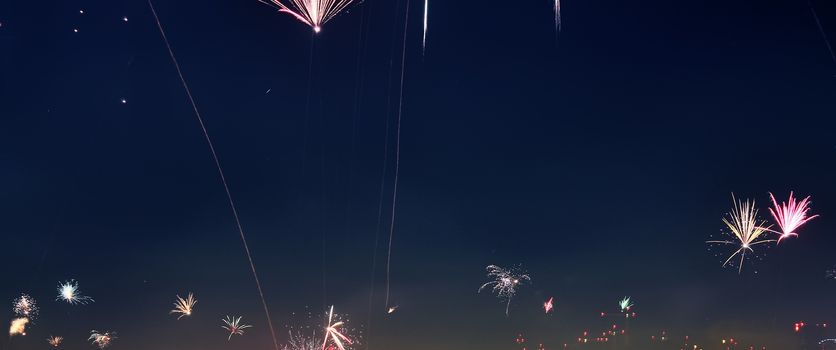 Long time exposure of firewirks over the roofs of vienna.