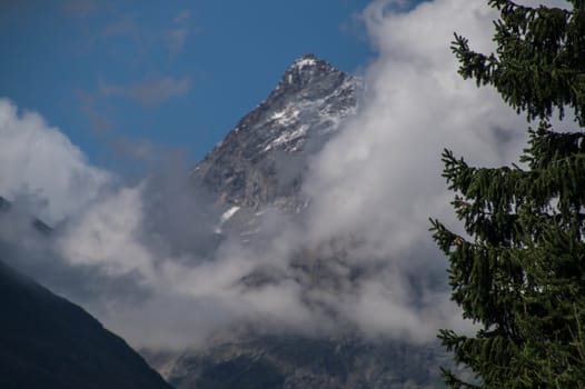 cervin,chamois,val d'aoste,italy