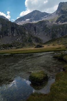 lac du taillefer,isere,france