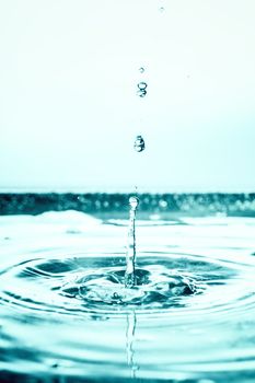 An image of a beautiful water drop background