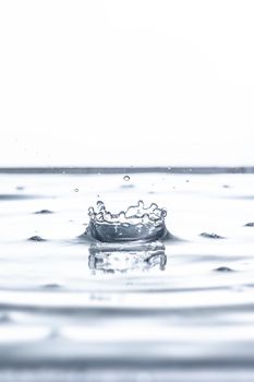 An image of a beautiful water drop background